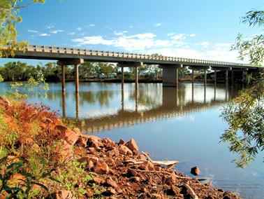 Ashburton River bridge at Nanutarra Roadhouse, Western Australia